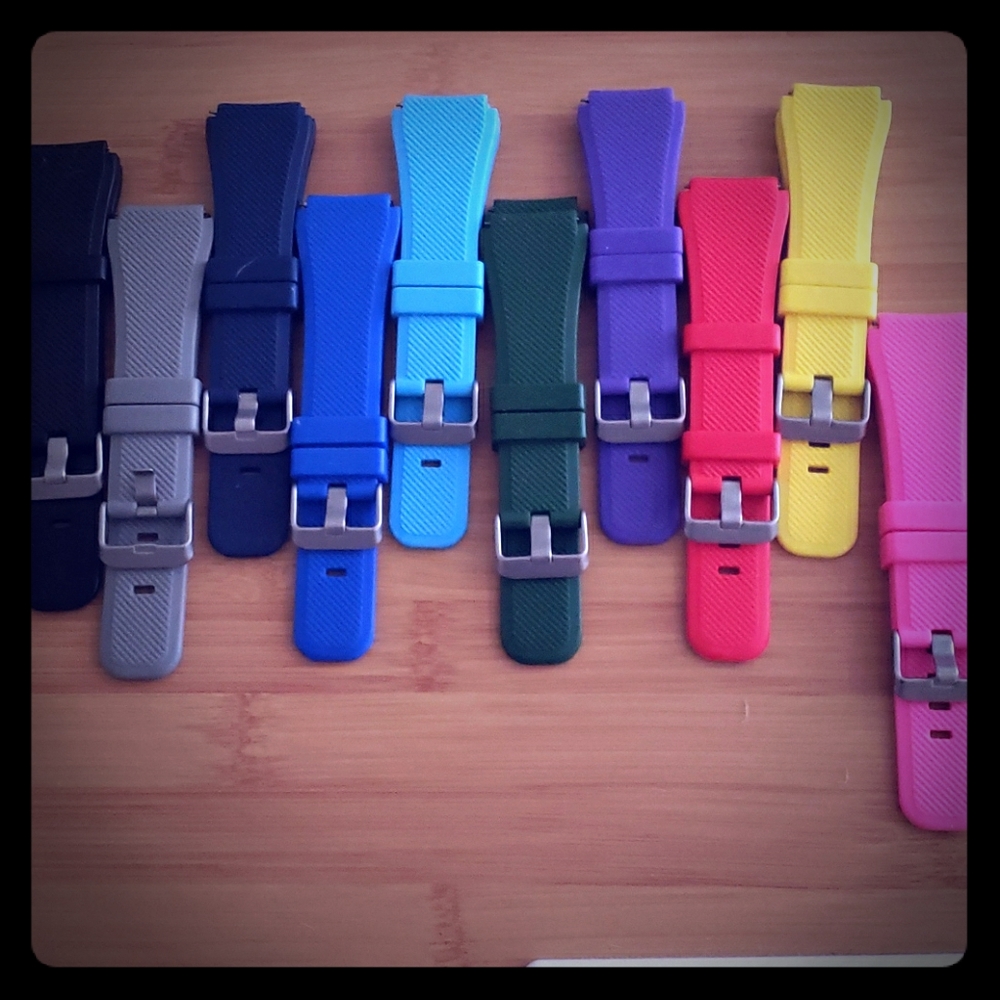 Galaxy S3 Gear sold individually or as a bundle